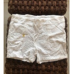 White short with delicate embroidery